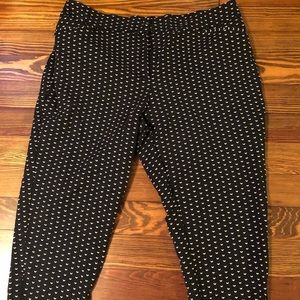 Apt 9 black and white arrow pants